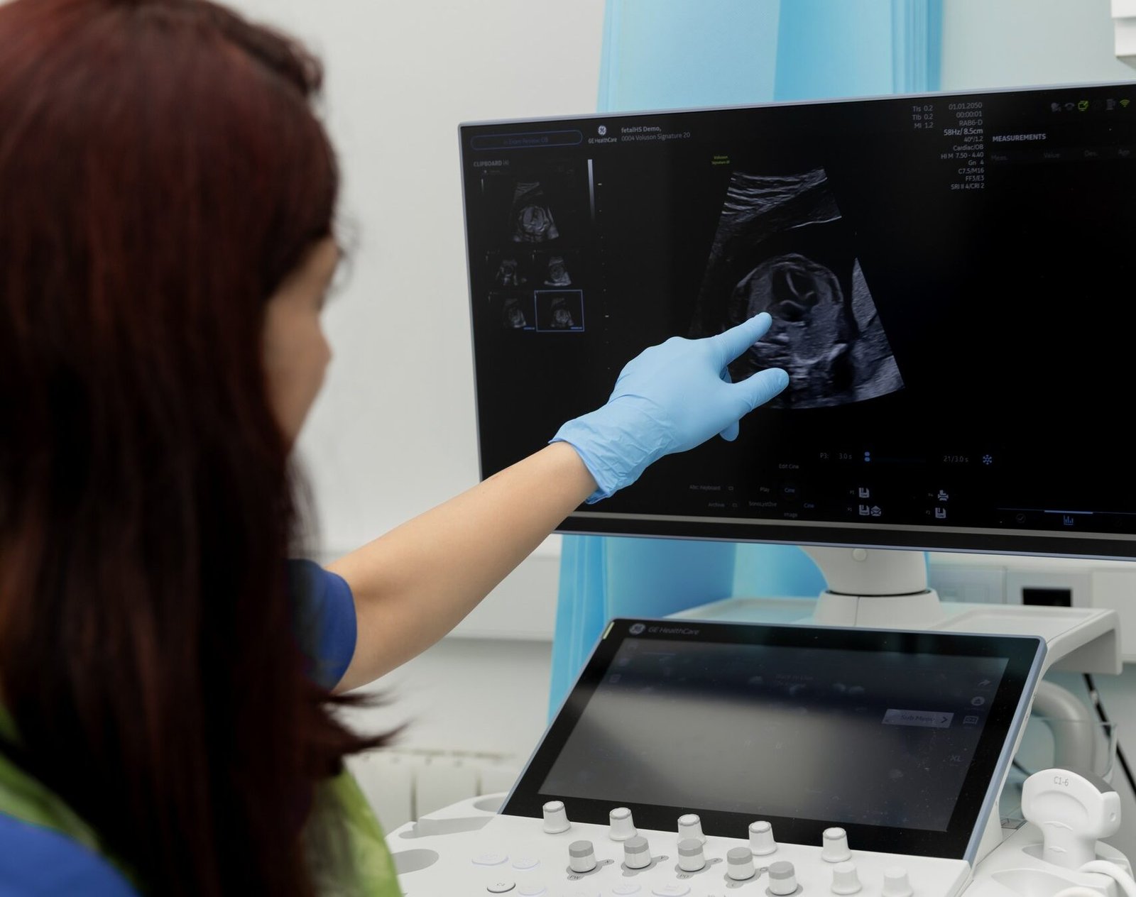 Consultant gynaecologist providing women’s wellness care